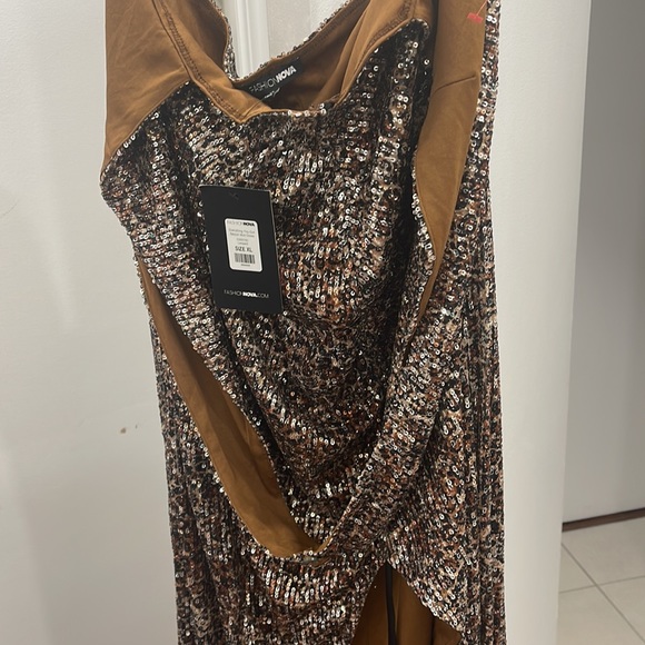 Too small - Picture 4 of 8